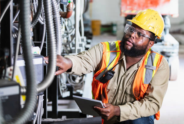 Best Affordable Emergency Electrician  in Oakwood, PA